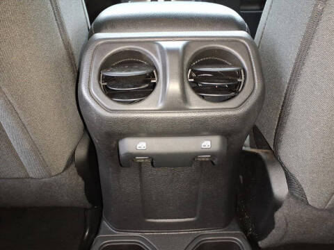 2024 Jeep Gladiator NightHawk