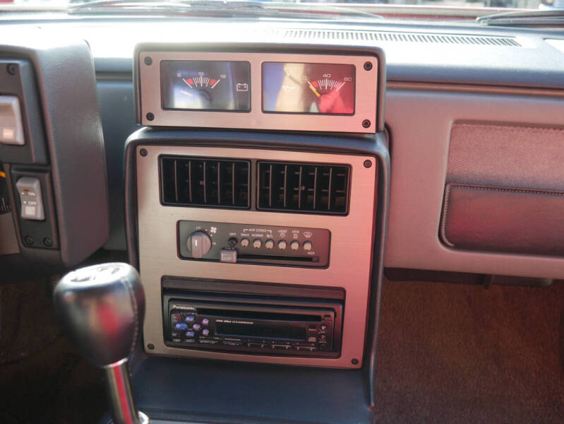 1986 Pontiac Fiero SE
