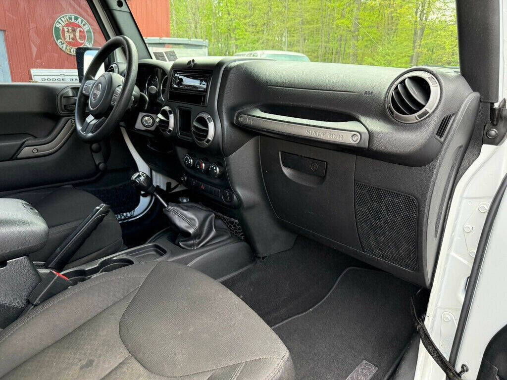2015 Jeep Wrangler Unlimited 55
