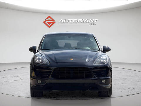 2013 Porsche Cayenne GTS