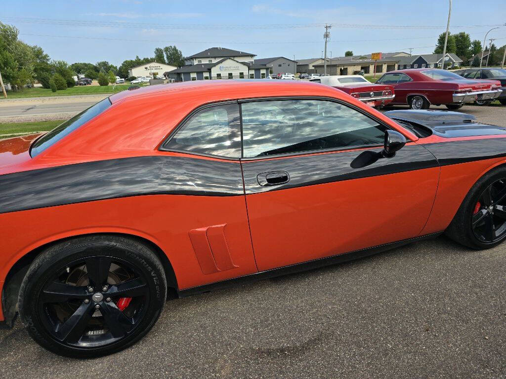 2009 Dodge Challenger 6