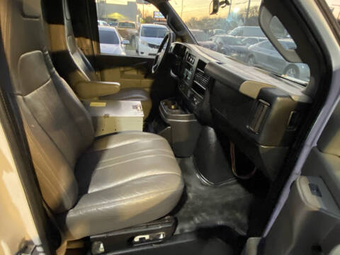 2016 Chevrolet Express 2500