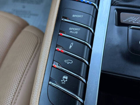 2017 Porsche Macan GTS