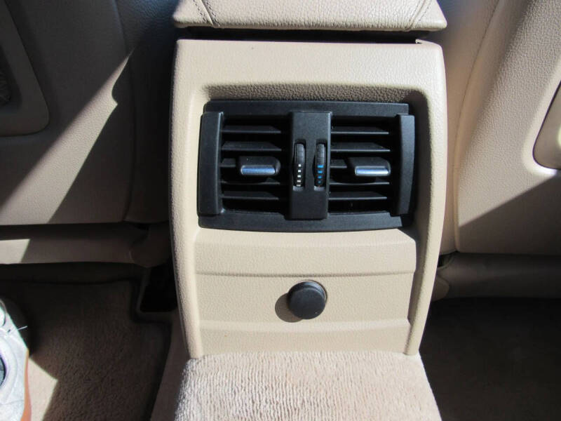 2015 BMW 3 Series 320i