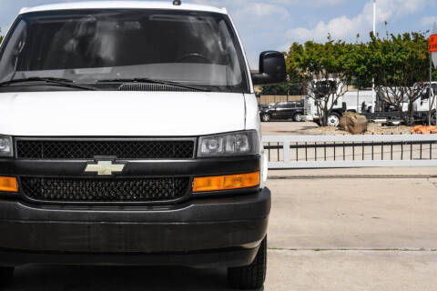 2023 Chevrolet Express 2500