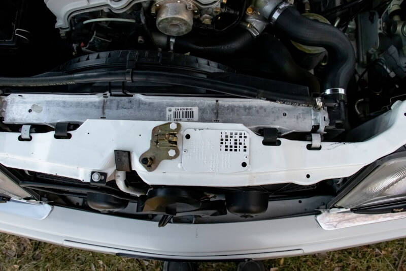 1995 Mercedes-Benz E-Class E 320