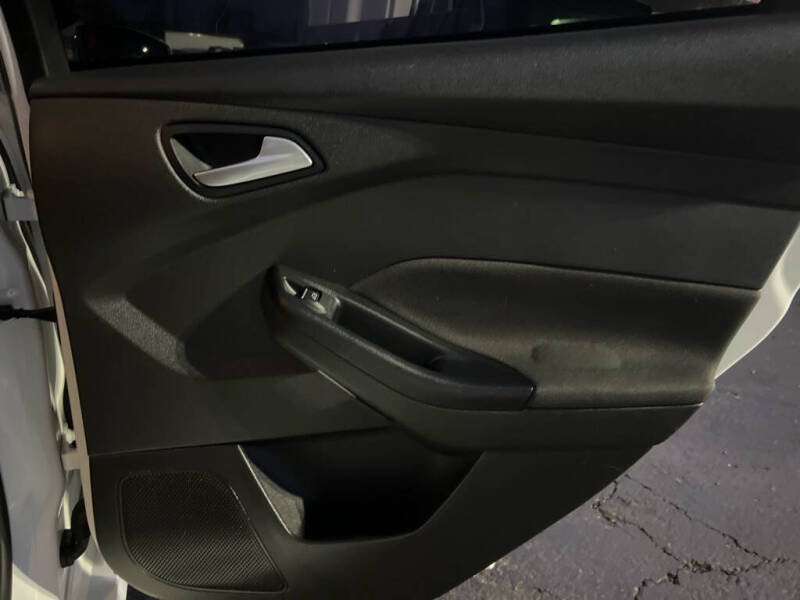 2017 Ford Focus ST