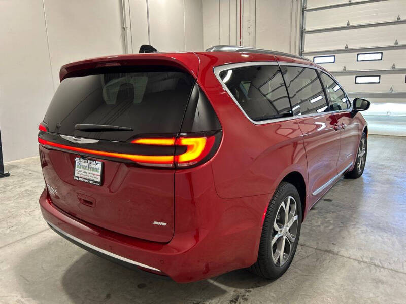 2026 Chrysler Pacifica Pinnacle