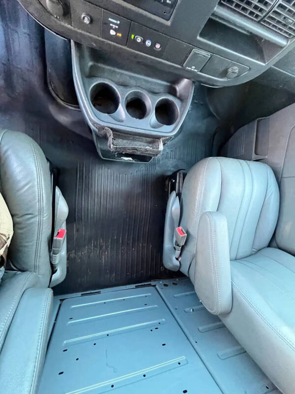 2019 Chevrolet Express 2500