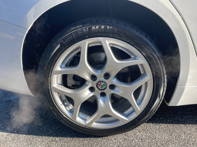 2020 Alfa Romeo Giulia Ti