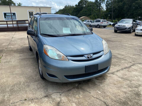 2007 Toyota Sienna for sale at Port City Auto Sales in Baton Rouge LA