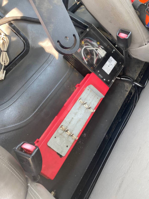 2008 Freightliner M2 106