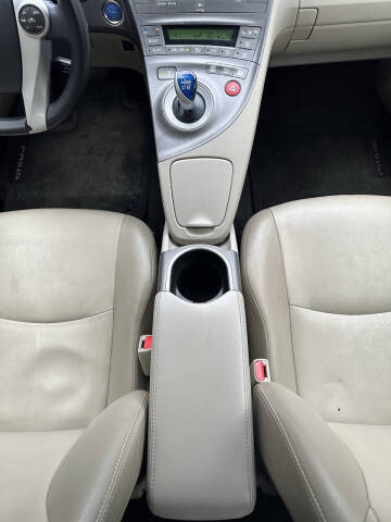 2015 Toyota Prius Four