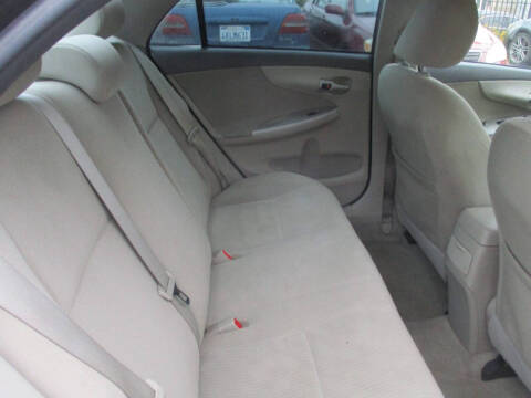 2012 Toyota Corolla LE