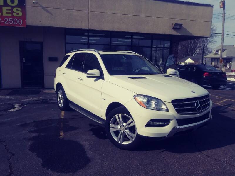 2012 Mercedes-Benz M-Class for sale at GREAT DEAL AUTO SALES in Center Line MI