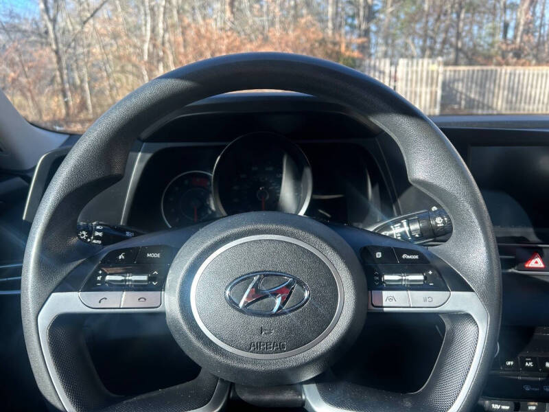 2021 Hyundai Elantra SEL