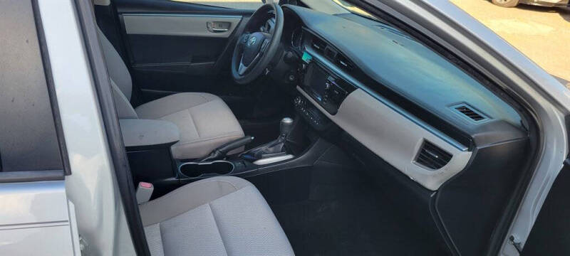 2015 Toyota Corolla LE