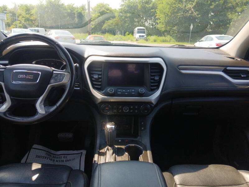 2019 GMC Acadia SLT-1