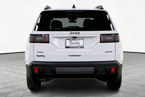 2026 Jeep Cherokee Laredo