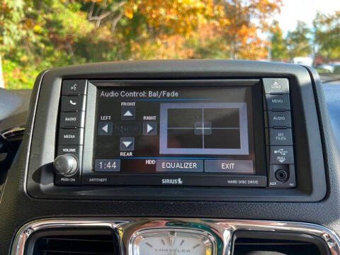 2013 Chrysler Town and Country Touring