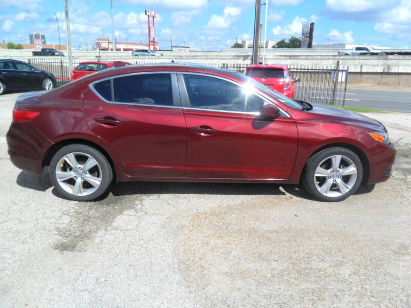 2015 Acura ILX 2.0L w/Tech