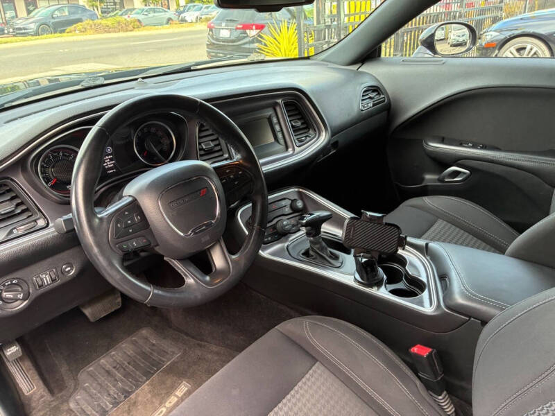 2017 Dodge Challenger R/T