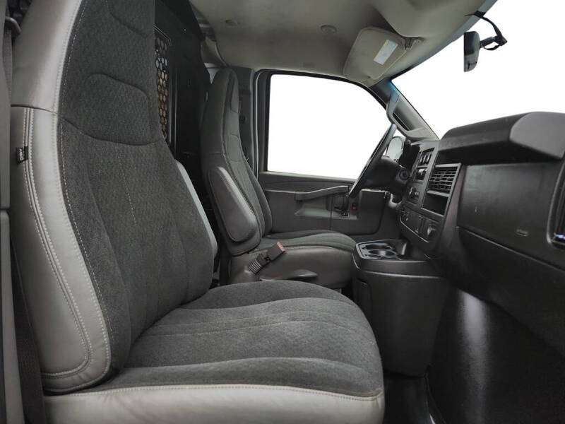2020 GMC Savana 2500