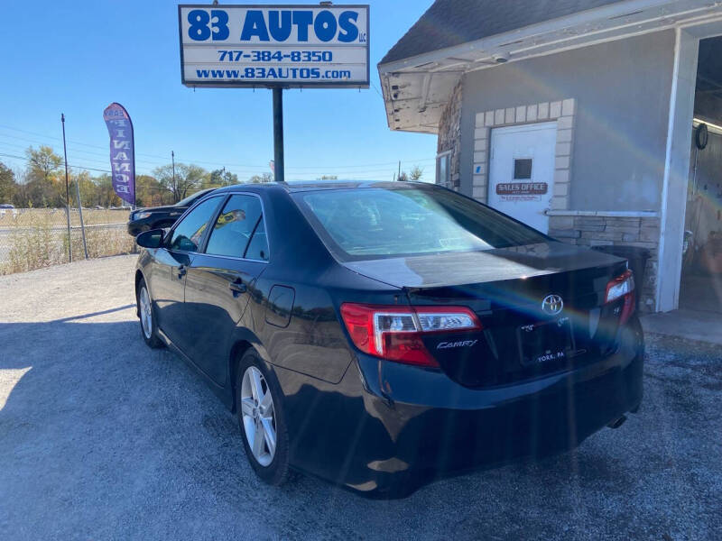 2014 Toyota Camry SE photo 4