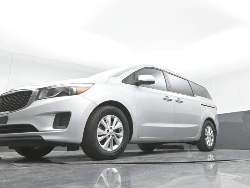 2015 Kia Sedona LX