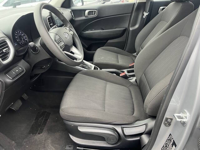 2021 Hyundai Venue SE