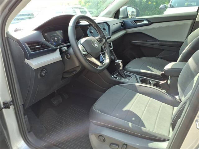 2024 Volkswagen Taos SE