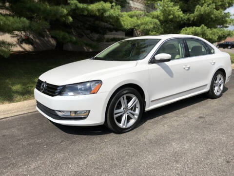 2013 Volkswagen Passat for sale at iDrive Motors in Carol Stream IL