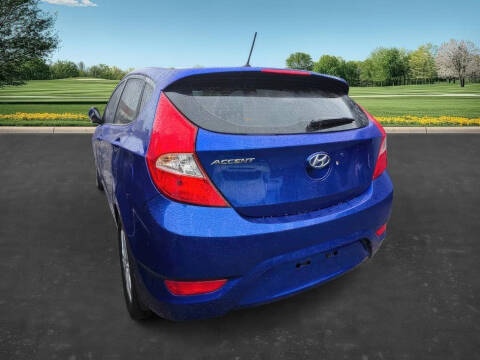 2013 Hyundai Accent SE