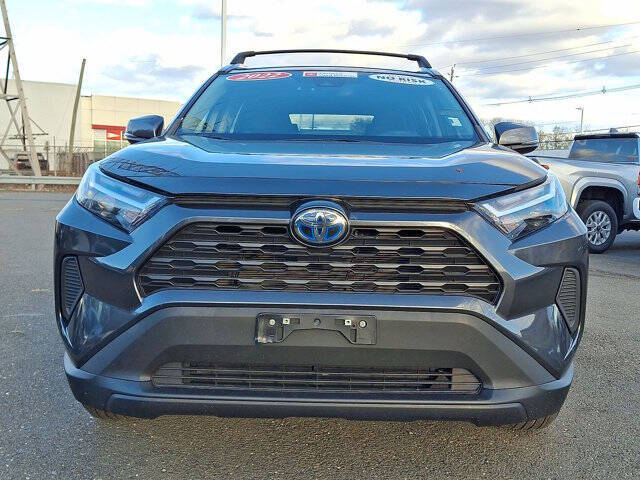 2022 Toyota RAV4 Hybrid XLE