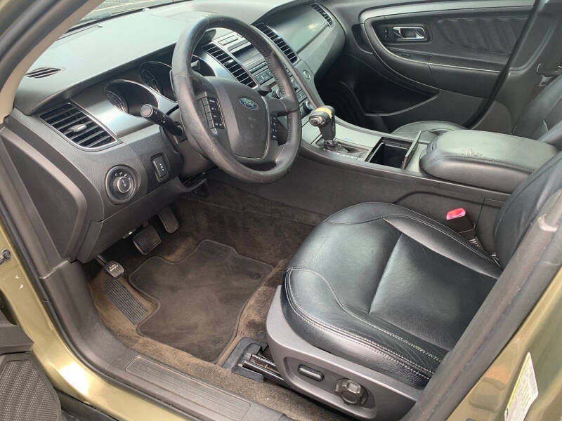 2012 Ford Taurus SEL