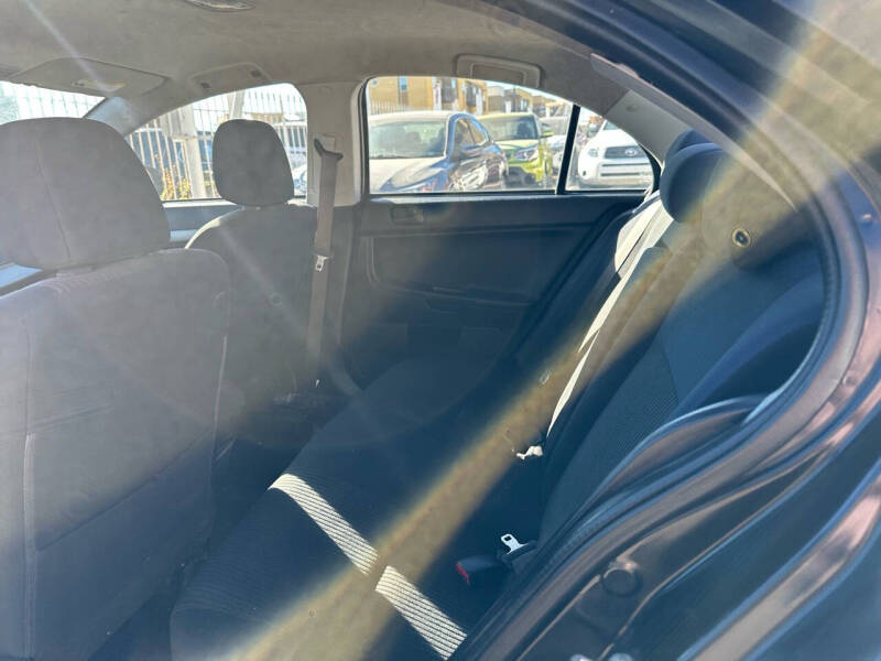 2015 Mitsubishi Lancer ES