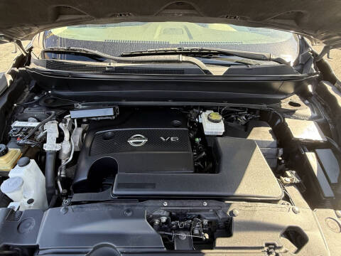 2015 Nissan Pathfinder S