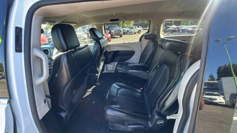 2021 Chrysler Voyager LXi