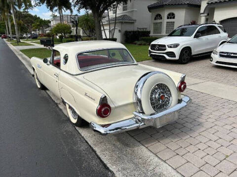 1956 Ford Thunderbird