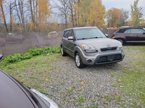 2012 Kia Soul +