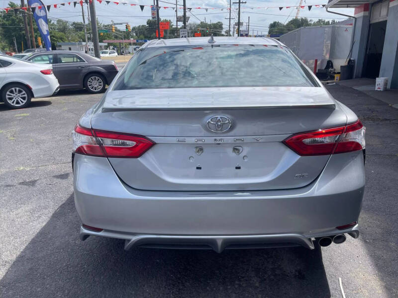 2020 Toyota Camry SE Nightshade