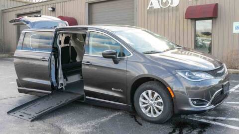 2018 Chrysler Pacifica for sale at A&J Mobility in Valders WI