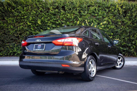 2012 Ford Focus S