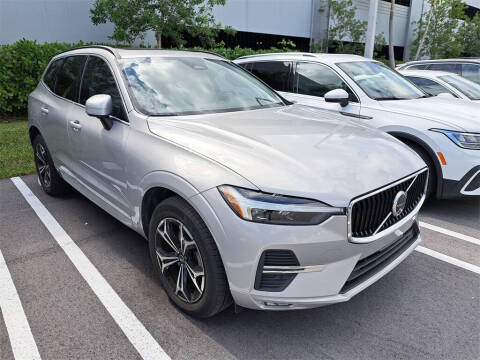 2022 Volvo XC60 B5 Momentum