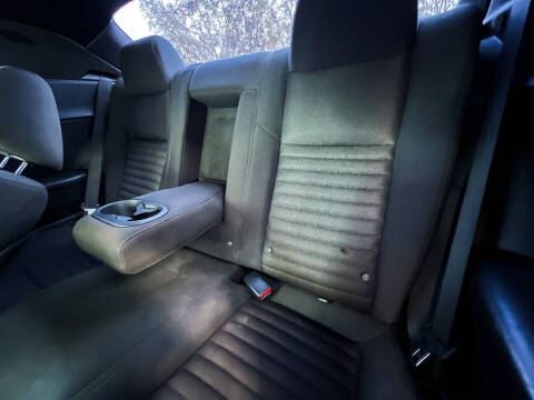 2011 Dodge Challenger SE