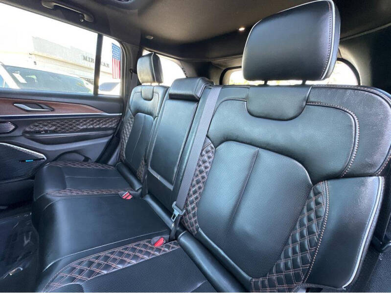 2022 Jeep Grand Cherokee