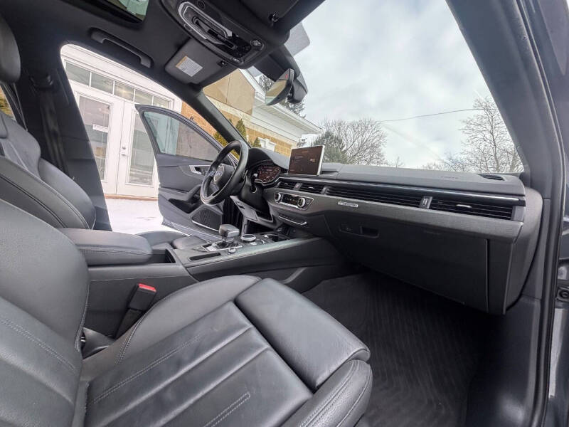 2018 Audi A4 2.0T quattro Premium Plus