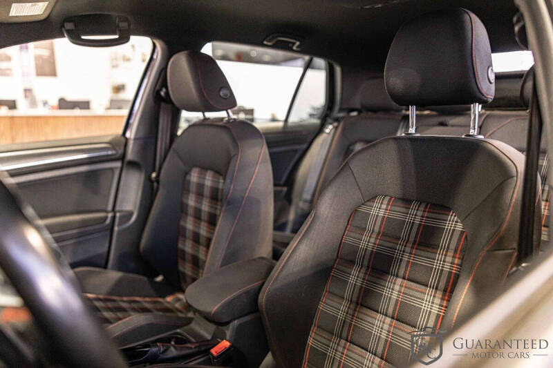 2019 Volkswagen Golf GTI S