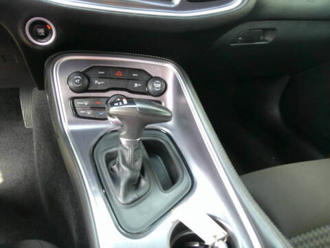 2015 Dodge Challenger SXT
