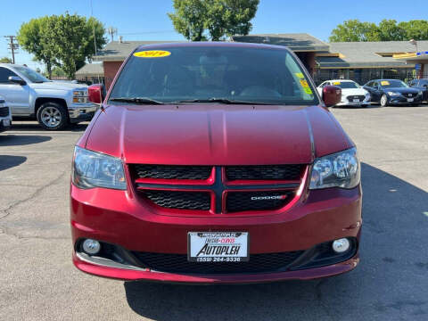 2019 Dodge Grand Caravan for sale at Used Cars Fresno in Clovis CA